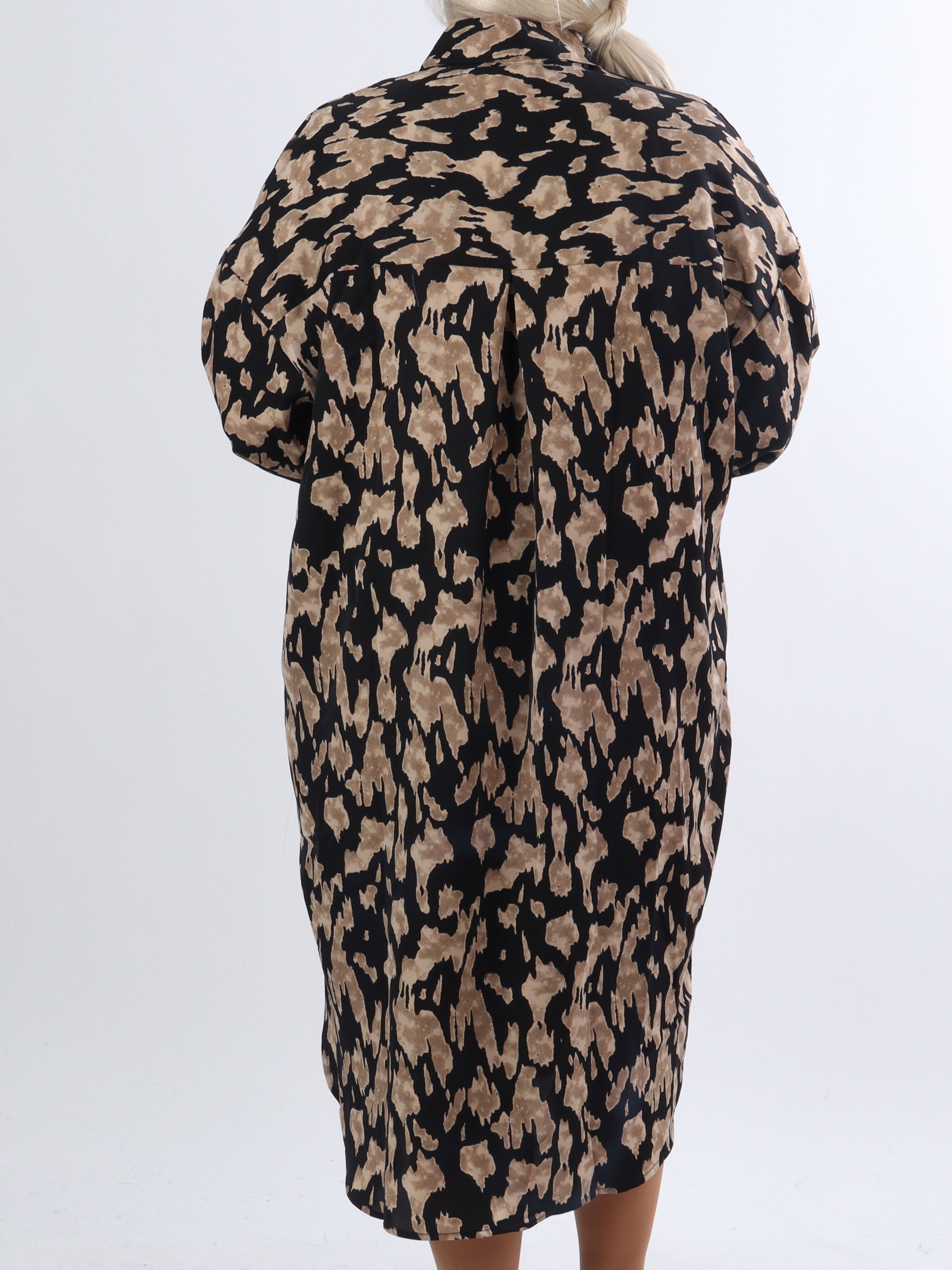 Emmie - Lang skjortekjole med print